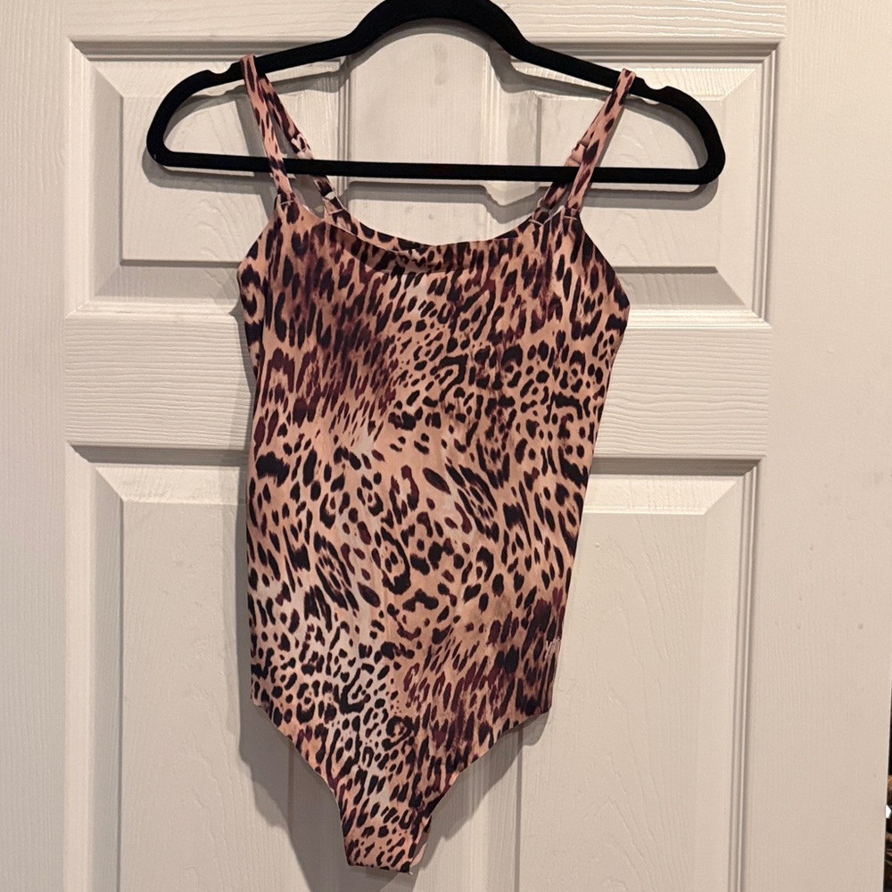 YITTY Leopard Print Women’s Bodysuit, Size Medium NWT